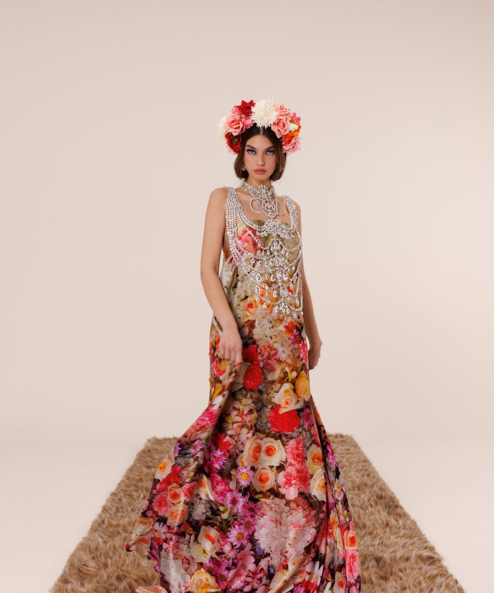 Kristal işlemeli Floral Majesty saf ipek maxi elbise ön görünüm