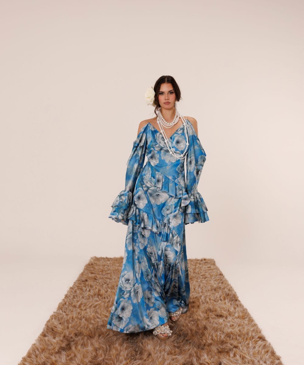 Mediterranean Muse ipek karışım floral elbise hareketli görünüm volan detayları